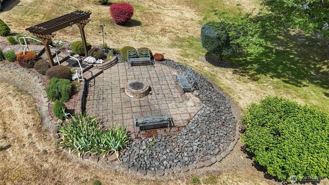 Shared Space- Outside Park next to Cowlitz River | Image 29