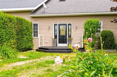 170 William St, House other with 5 bedrooms, 2 bathrooms and 4 parking in Wiarton ON | Image 2