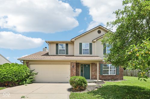 373 Austin Dr, Avon, IN, 46123-9255 | Card Image