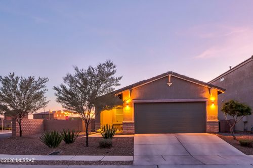 6876 E Via Rancho Rosario, Tucson, AZ, 85756 | Card Image