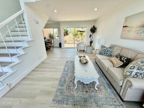 a-6409 Penn St, Moorpark, CA, 93021-1440 | Card Image