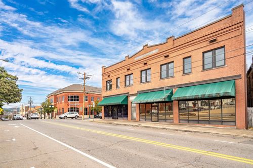 403 Ouachita Ave, Hot Springs, AR, 71901-5130 | Card Image