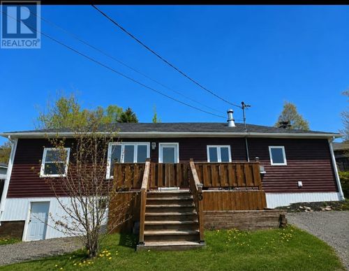 3 Rosedale Avenue, Grand Falls Windsor, NL, A2B1H4 | Card Image