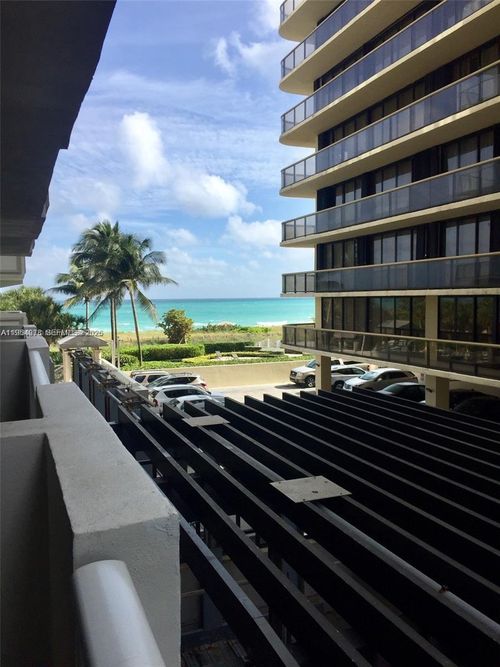 205-9499 Collins Ave, Surfside, FL, 33154-2639 | Card Image