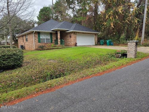 99118 Koloa St, Diamondhead, MS, 39525-4435 | Card Image