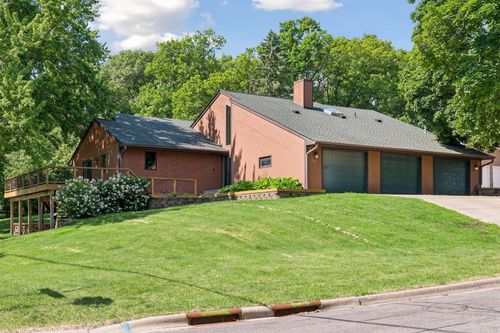 332 Brooks Ave E, Little Canada, MN, 55117-1606 | Card Image