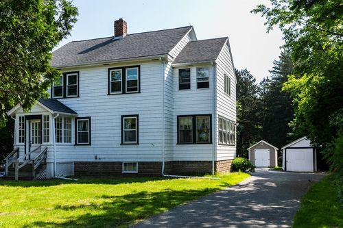 286 Fisher St, Walpole, MA, 02081-3925 | Card Image