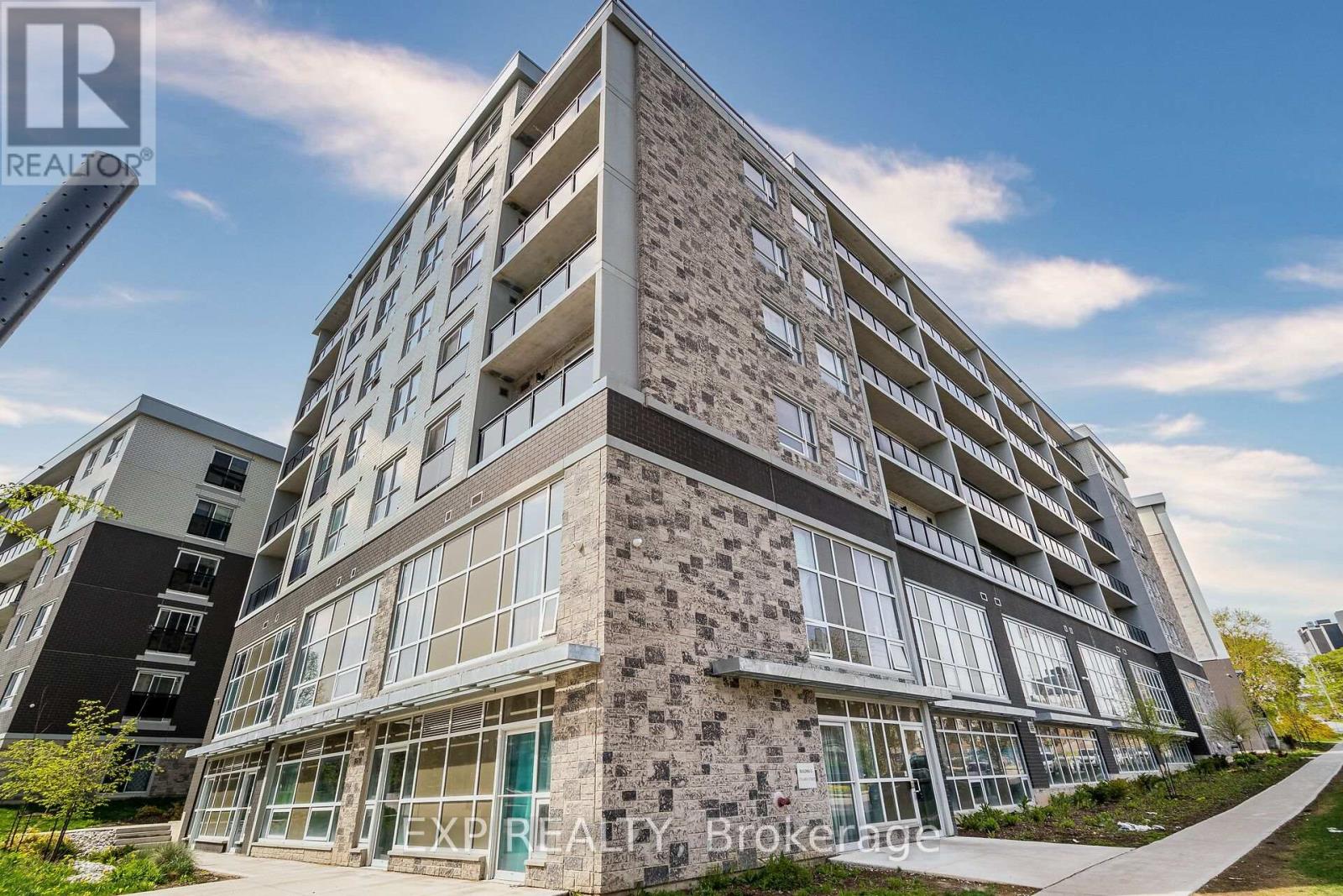Residential Lease in Waterloo 2
