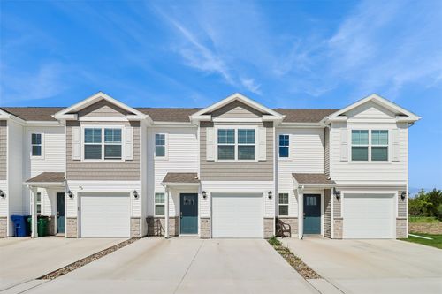 5728 155th Pl, Grimes, IA, 50111-8710 | Card Image
