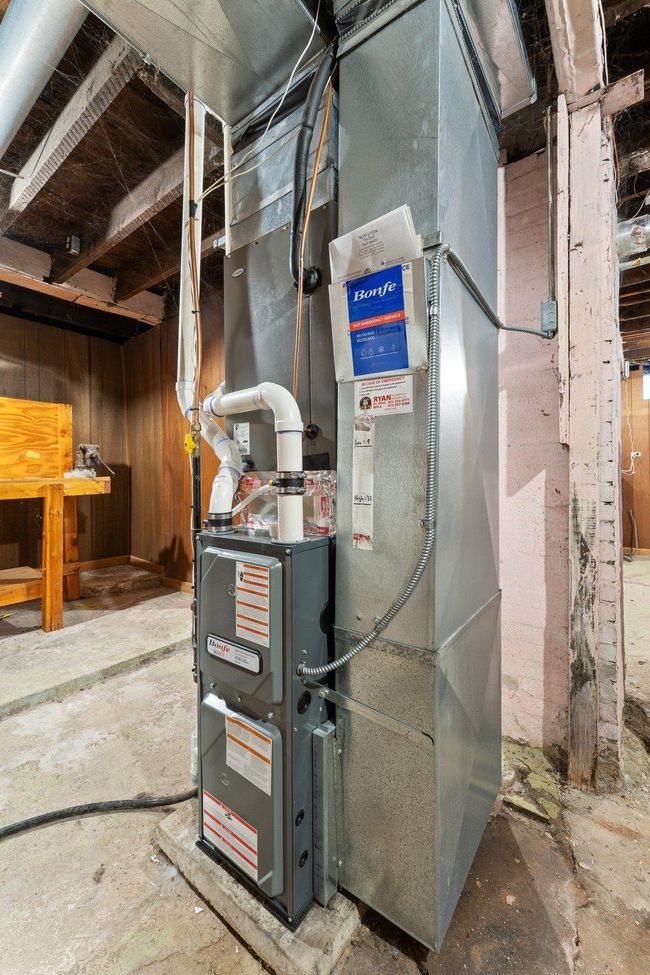 693 Bedford St, House other with 2 bedrooms, 1 bathrooms and null parking in Saint Paul MN | Image 35