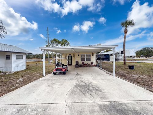 9321 Grizzly Bear Ln, WEEKI WACHEE, FL, 34613-3925 | Card Image