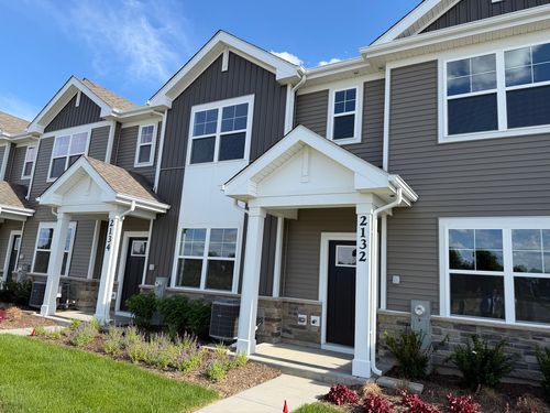 2132 Bodega Rd, Oswego, IL, 60543-4552 | Card Image