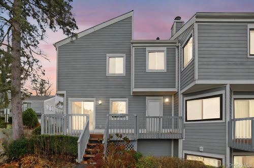 315-25 Barker St, Mount Kisco, NY, 10549-1631 | Card Image