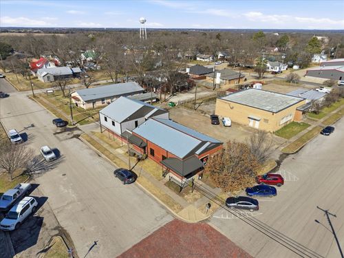 203 N 5th St, Wills Point, TX, 75169-2056 | Card Image