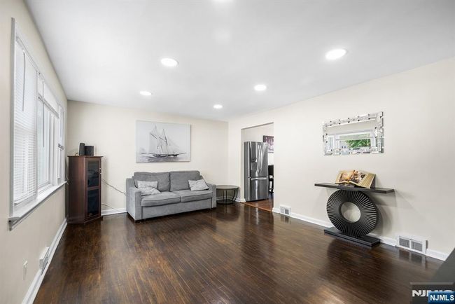 120 Main St, House other with 4 bedrooms, 2 bathrooms and null parking in Ridgefield Park NJ | Image 5