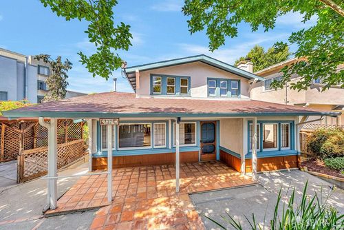 3779 Park Boulevard Way, Oakland, CA, 94610-2837 | Card Image