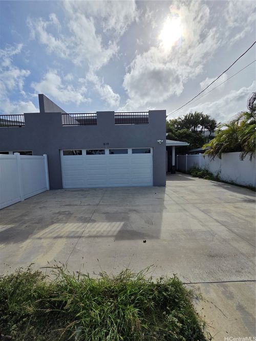 839 Oneawa St, Kailua, HI, 96734-2056 | Card Image