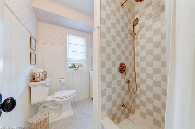 129 Kimberly Dr, House other with 3 bedrooms, 3 bathrooms and 5 parking in Hamilton ON | Image 4