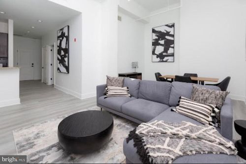 apt-116-300 Cathedral St, BALTIMORE, MD, 21201-4435 | Card Image