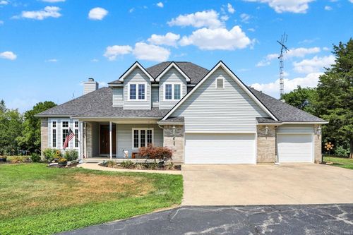 5582 Mansfield Pl, Centerville, IN, 47330-9542 | Card Image