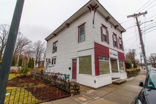 4 Union St, Milford, NH, 03055-5026 | Card Image