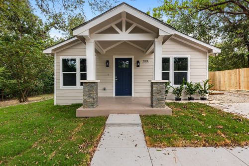 1108 Travis St, Bryan, TX, 77803-4871 | Card Image