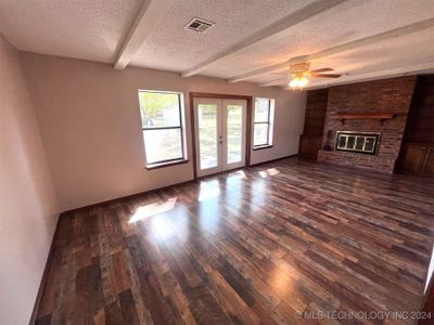 301 Ashwood Circle, House other with 3 bedrooms, 2 bathrooms and null parking in Henryetta OK | Image 3