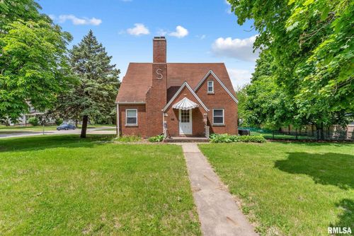 101 N Ridge St, Cambridge, IL, 61238-1152 | Card Image