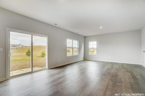 2889 Piatt Crest Dr, Delaware, OH, 43015-9867 | Card Image