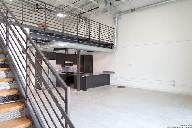 APT-306 - 215 Coca Cola Pl, Condo with 4 bedrooms, 2 bathrooms and null parking in San Antonio TX | Image 10