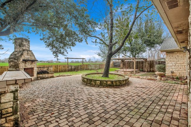 2300 Willow Ln, House other with 3 bedrooms, 2 bathrooms and 4 parking in Taylor TX | Image 40