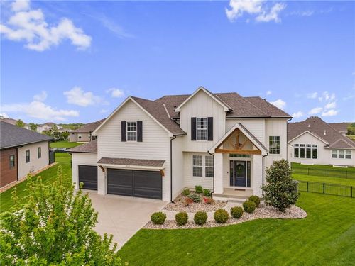 16639 S Legler St, Olathe, KS, 66062 | Card Image