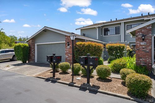 1740 Stuart Ct, Benicia, CA, 94510-1729 | Card Image