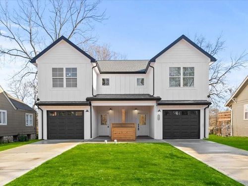 919 S Noland Rd, Independence, MO, 64050-4555 | Card Image