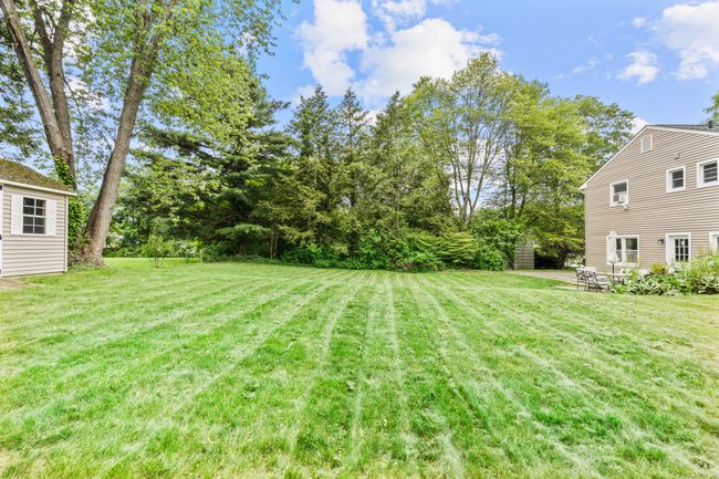 21 Cadwell Rd, House other with 3 bedrooms, 3 bathrooms and null parking in Bloomfield CT | Image 25