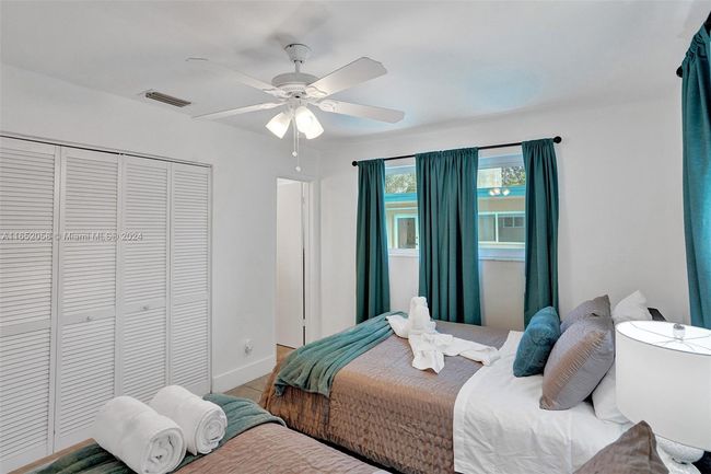 2320 Sw 36 Th Ave, House other with 6 bedrooms, 5 bathrooms and null parking in Fort Lauderdale FL | Image 21
