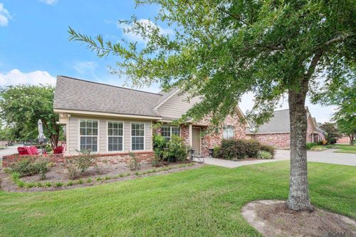 unit-69-7111 Village Charmant Dr, Baton Rouge, LA, 70809-7806 | Card Image