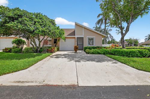 8129 Springtree Rd, Boca Raton, FL, 33496-5110 | Card Image