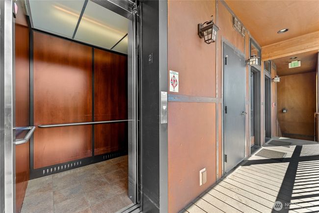 No carrying groceries or luggage up the stairs, unless you want the extra workout! | Image 12