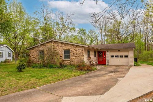 2017 W Norwood Dr, Carbondale, IL, 62901-2008 | Card Image