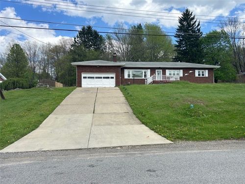 541 Morningstar Dr, Ellwood City, PA, 16117 | Card Image