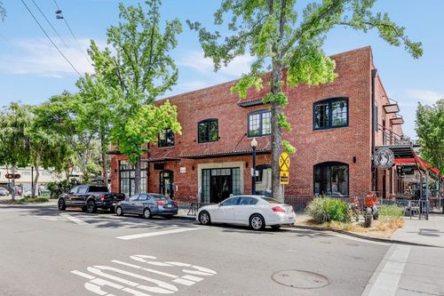 apt-206-1725 14th St, Sacramento, CA, 95811-6674 | Card Image