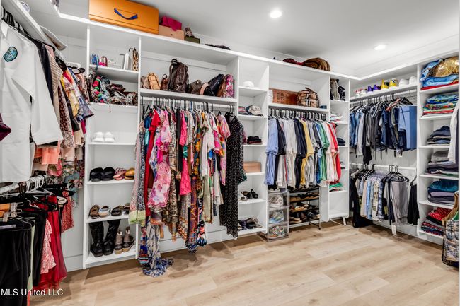 240EBeachBlvd-90 | Image 36