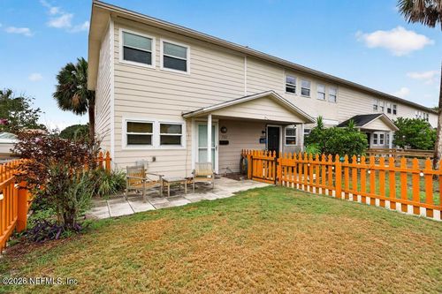 750 Cavalla Rd, Atlantic Beach, FL, 32233-3917 | Card Image