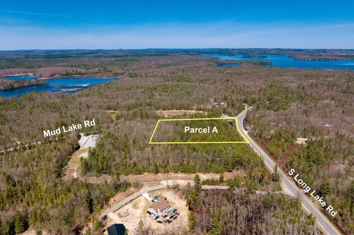 2 Mud Lake Rd, Interlochen, MI, 49643 | Card Image