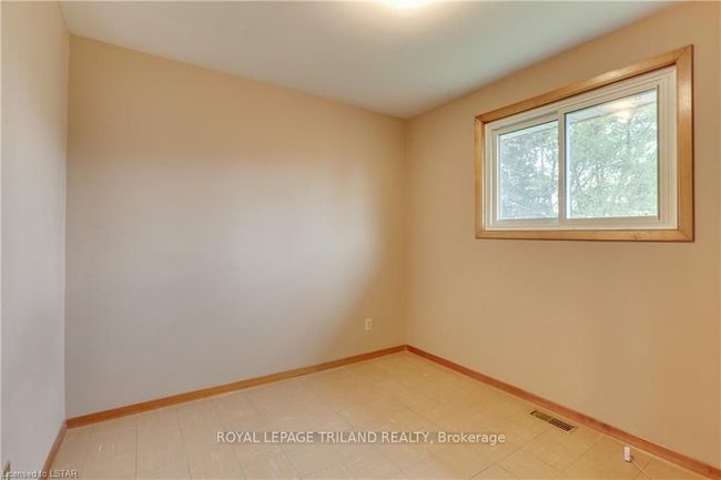 353A Manitoba St, House attached with 2 bedrooms, 0 bathrooms and 1 parking in London ON | Image 14