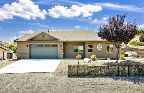 9375 E Serpentine Ln, Prescott Valley, AZ, 86314-7564 | Card Image