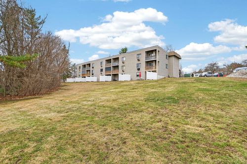 111-9 Treetop Cir, Laconia, NH, 03246 | Card Image