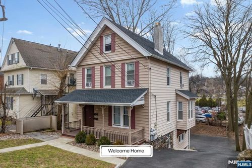 87 James St, Englewood, NJ, 07631-2608 | Card Image