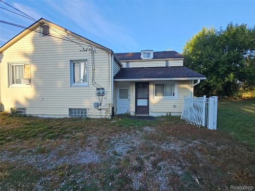 18391 Masonic, Fraser, MI, 48026-3110 | Card Image